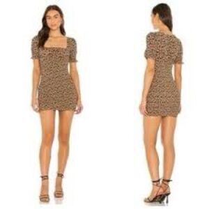 ❤️NWT women’s MAJORELLE X REVOLVE leopard print Lexi Smocked Mini Dress SZ SMALL